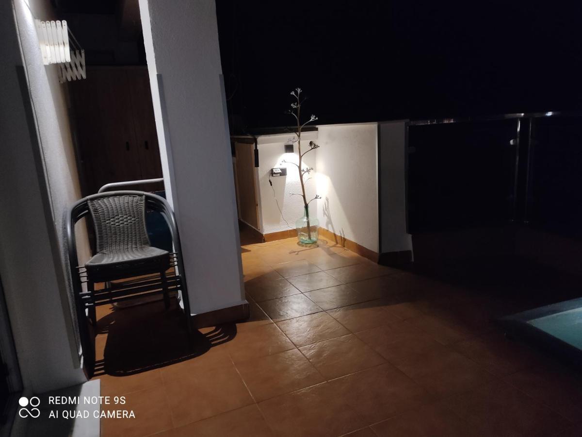 Tu Barco Apartment Алмерия Екстериор снимка