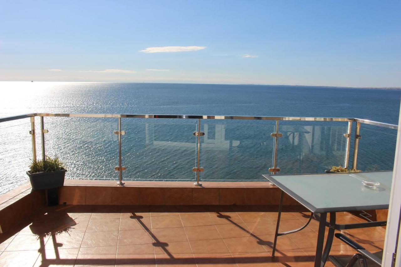 Tu Barco Apartment Алмерия Екстериор снимка