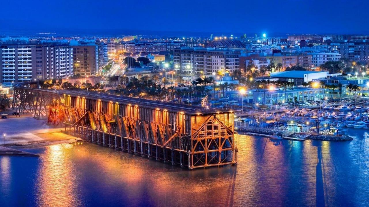 Tu Barco Apartment Алмерия Екстериор снимка
